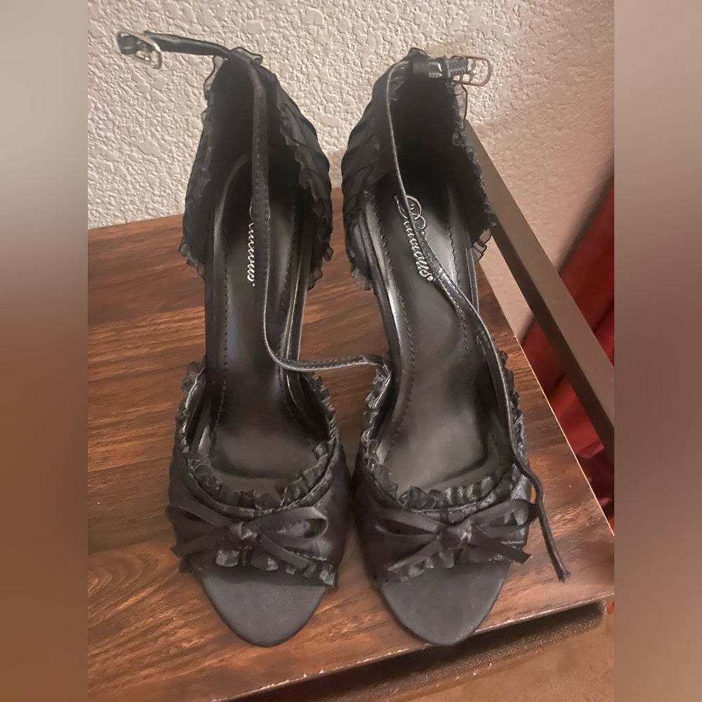 Black Vintage heels